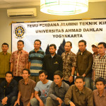 Bapak Dekan FTI bersama dosen Teknik Kimia dan Para Alumni