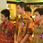 Penerima Tamu Acara Temu Alumni Teknik Kimia